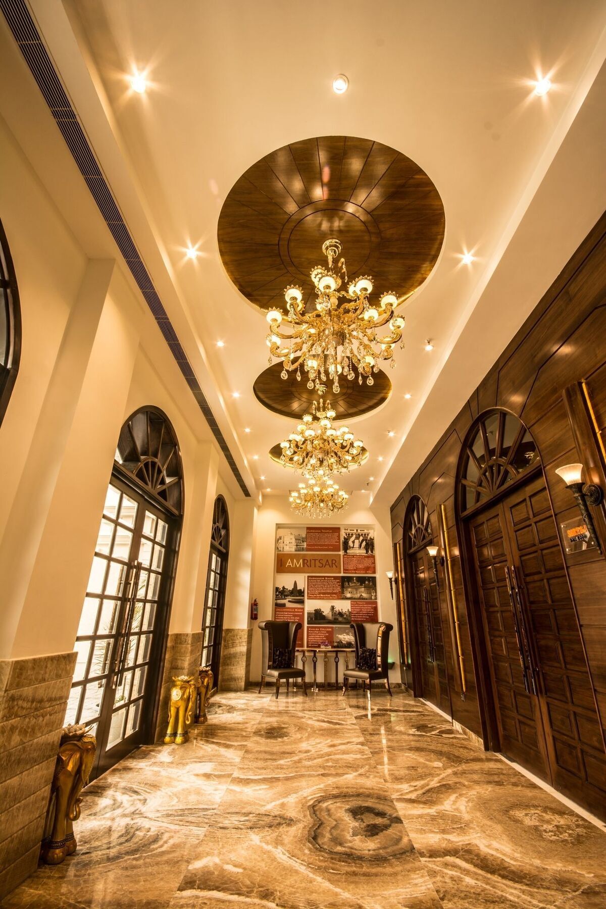 Regenta Central Amritsar Zewnętrze zdjęcie